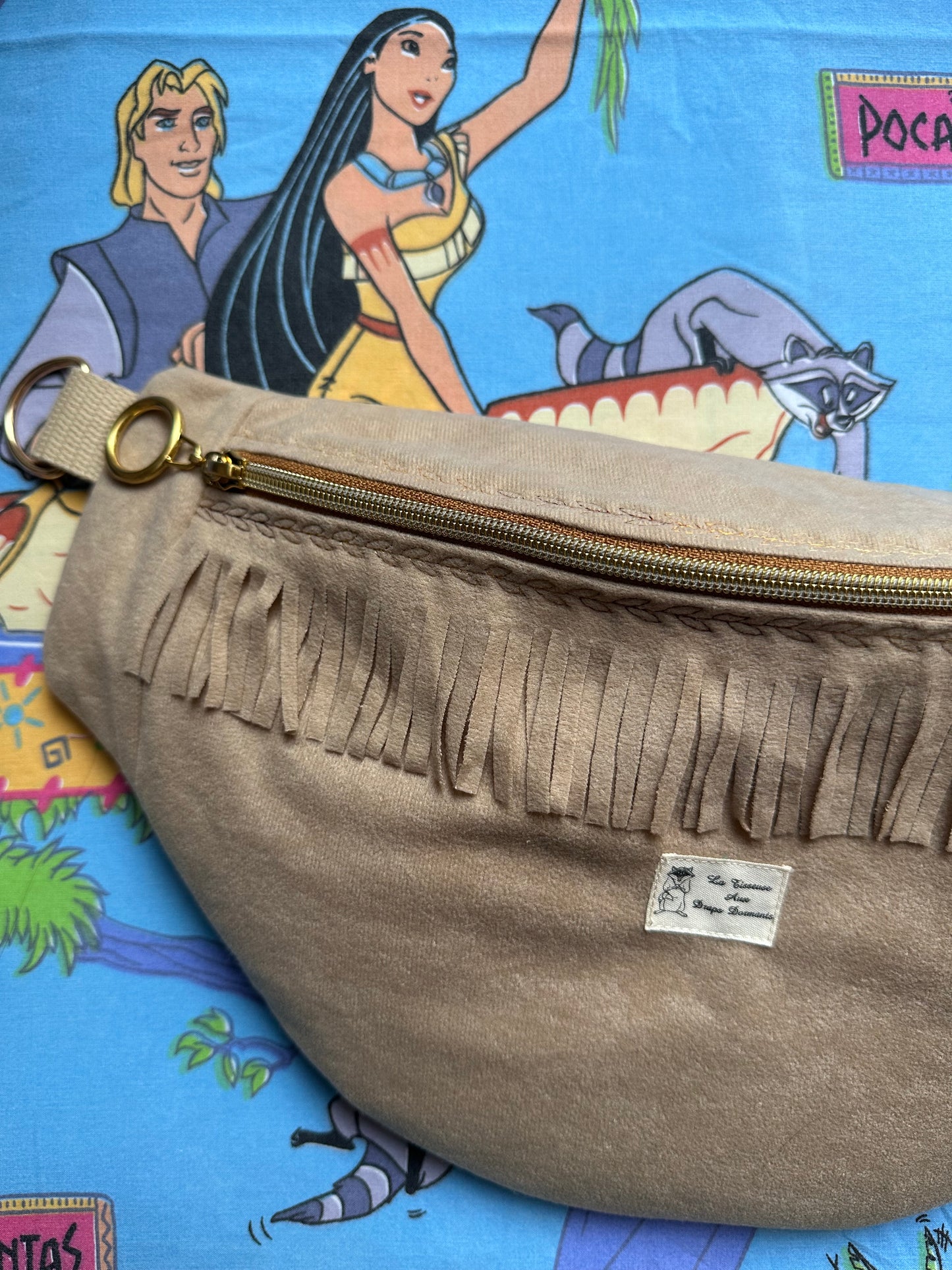 Incognita Pocahontas à franges