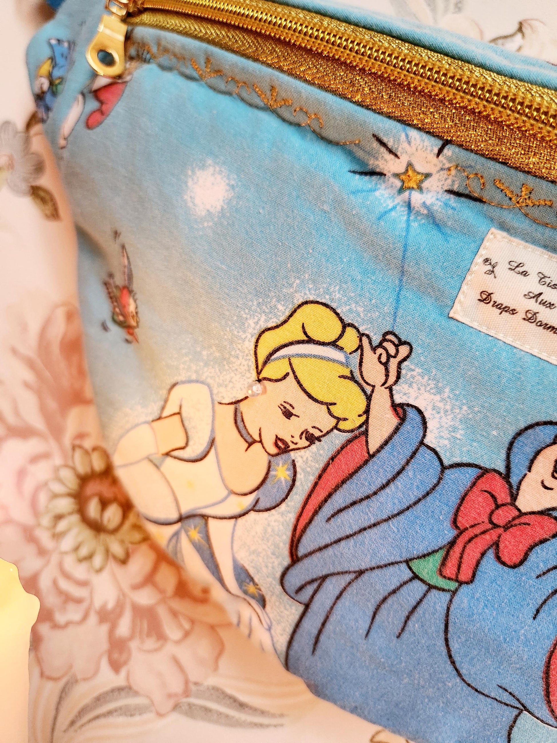 Banane Scintillante "90's" adulte Cendrillon Vintage Disney